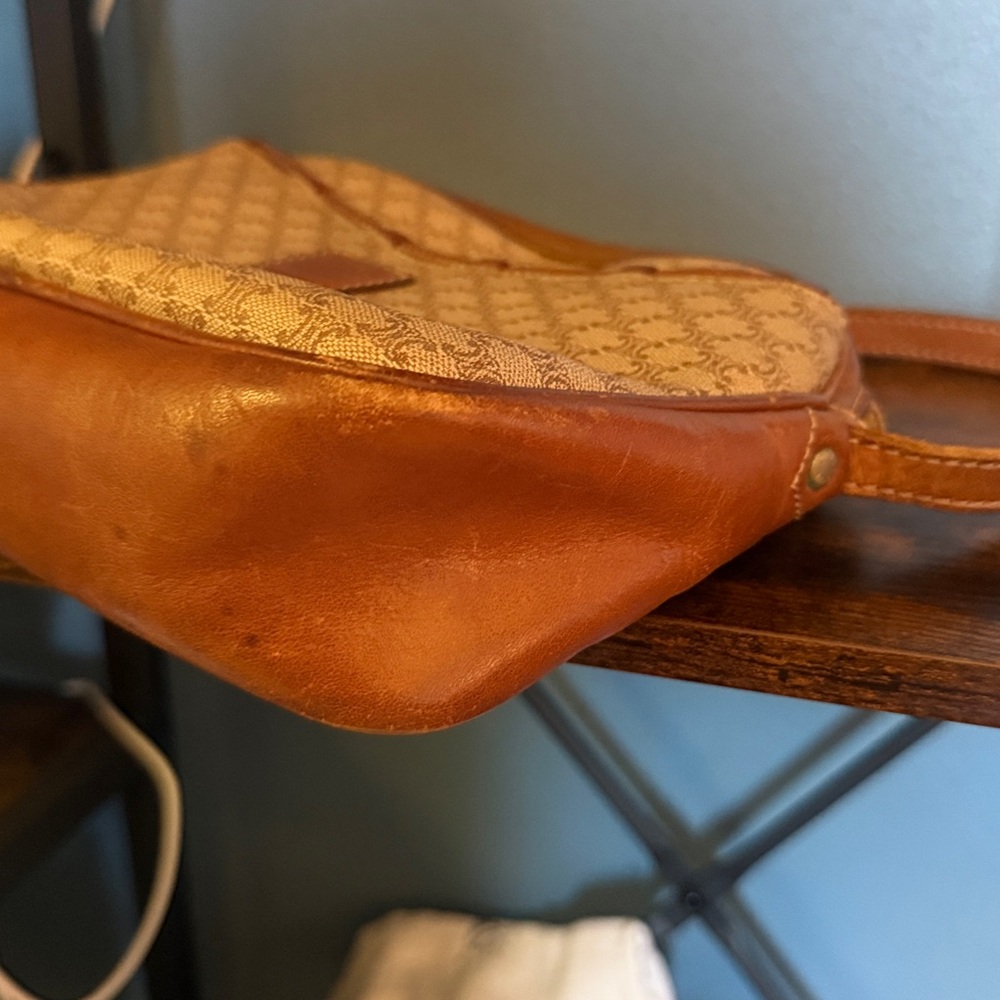 Celine Tan and Brown crossbody vintage bag - Picture 4 of 9